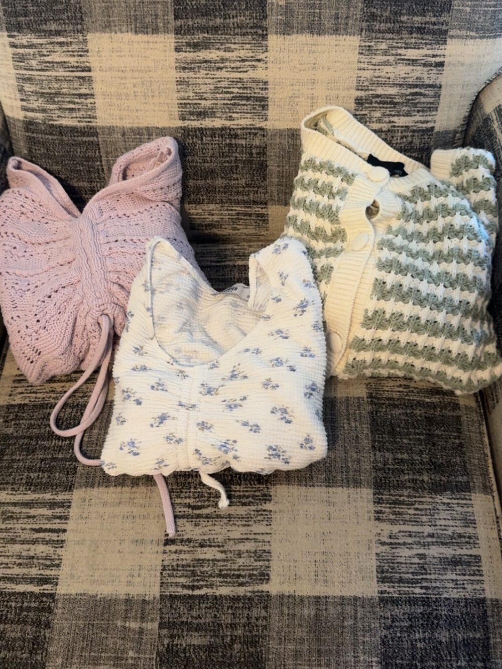 Spring/Winter Cropped Sweater and Long Sleeve Lot